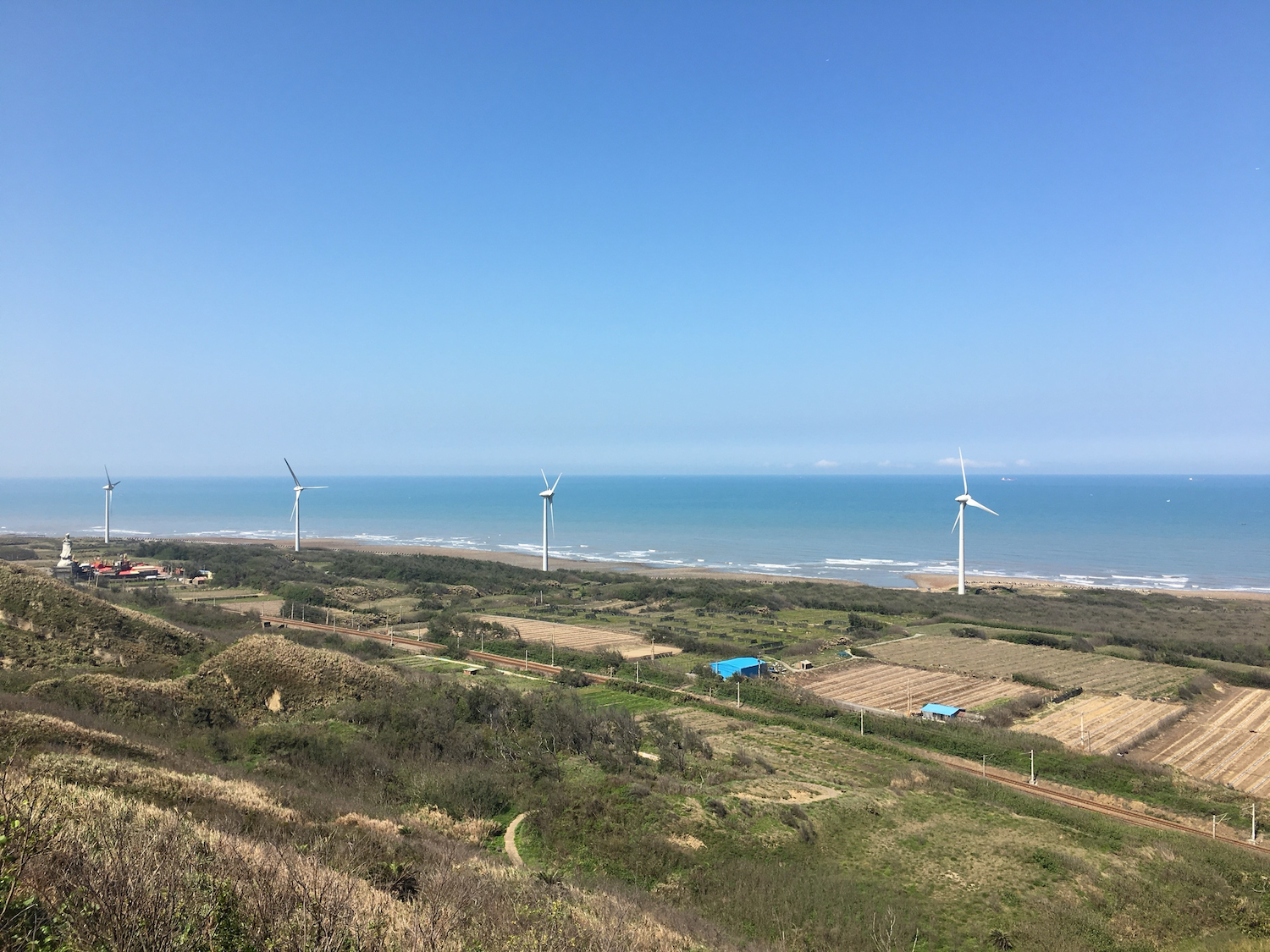 強颱凱米發威!夏季風力發電突破220萬瓩  發電量相當於核三廠？